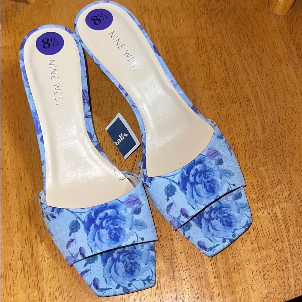 Nine West Blue Floral Mules Kitten Heels 8.5